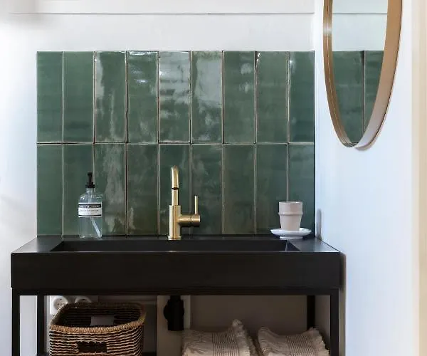 Magnolia Spring Boutique *